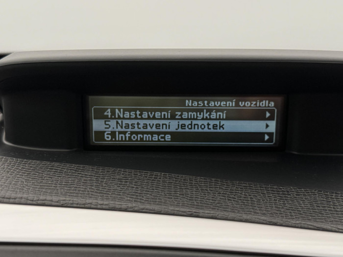Volvo XC60 SUMMUM AUT CZ 1.maj 2.4 Summum