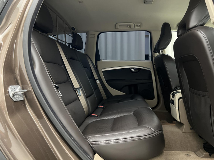 Volvo XC70 D4 SUMMUM AUT CZ 2.0 d Summum