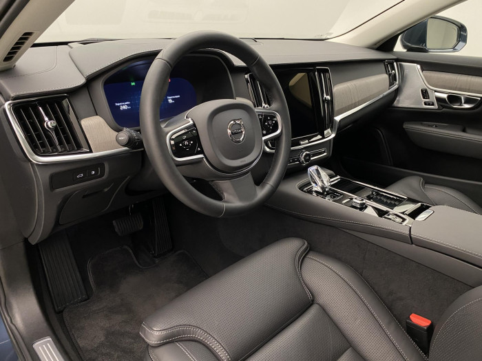 Volvo V90 T8 AWD Plug-in BRIGHT ULTRA