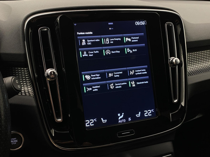 Volvo XC40 D4 AWD R-DESIGN AUT CZ 2.0 d