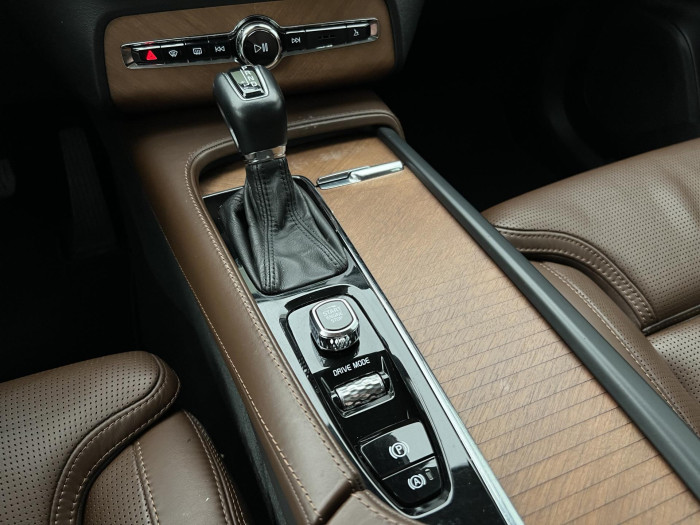 Volvo XC90 T6 AWD INSCRIPTION 7MÍST AUT