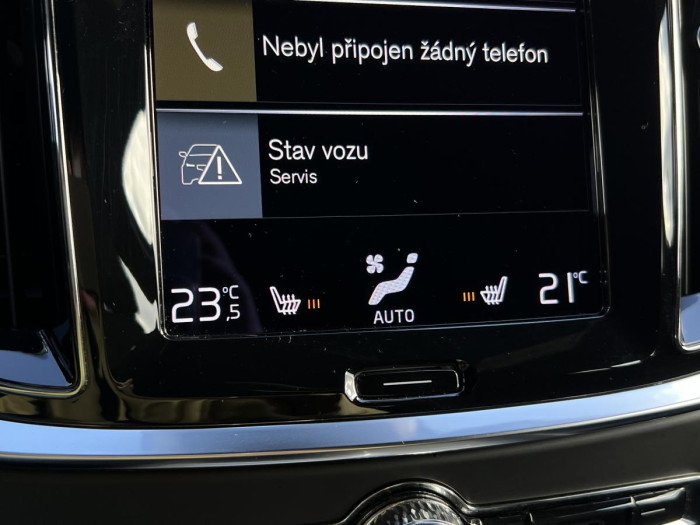 Volvo V60 B4 R-DESIGN Aut 1.maj.