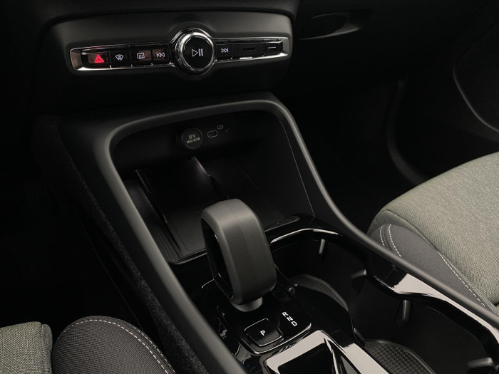 Volvo XC40 B3 AUT DARK PLUS