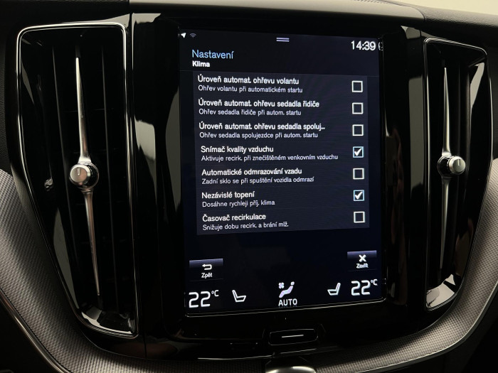 Volvo XC60 T6 AWD R-DESIGN AUT