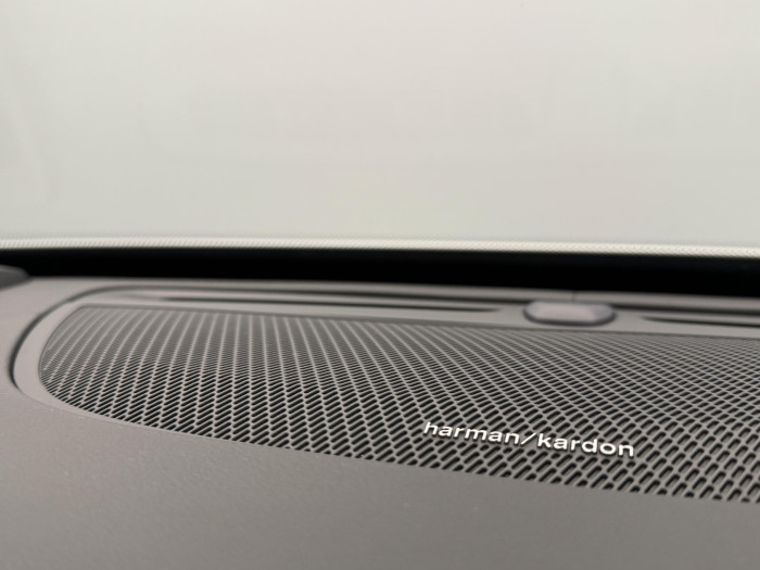 Volvo XC90 T8 AWD RECHARGE REZERVACE