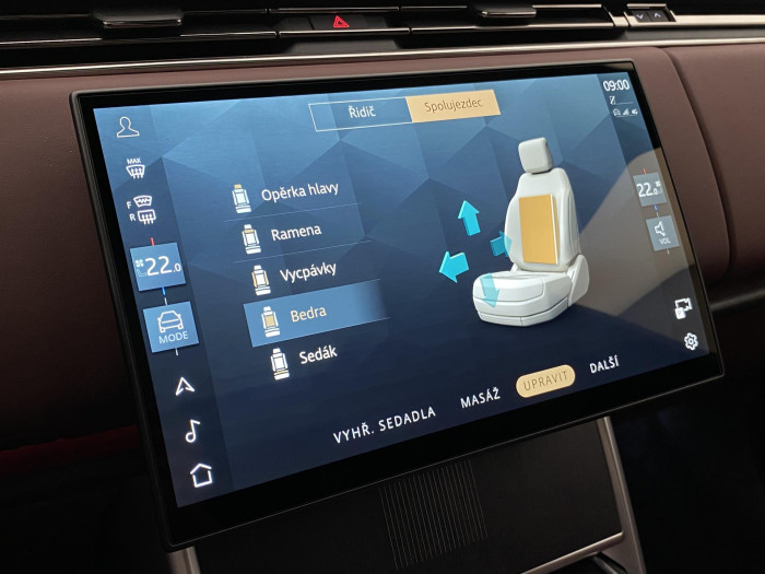 Land Rover Range Rover P550e AUTOBIOGRAPHY