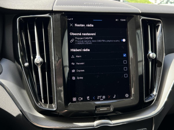 Volvo XC60 B4 AWD DARK PLUS REZERVACE 2.0 Plus