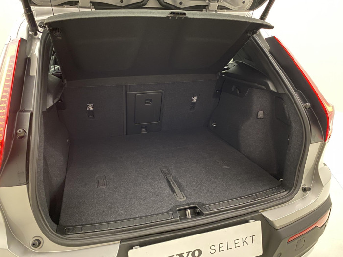 Volvo XC40 B4 CORE AUT 1.maj