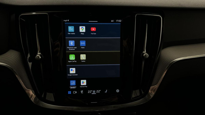 Volvo V60 CROSS COUNTRY REZERVACE