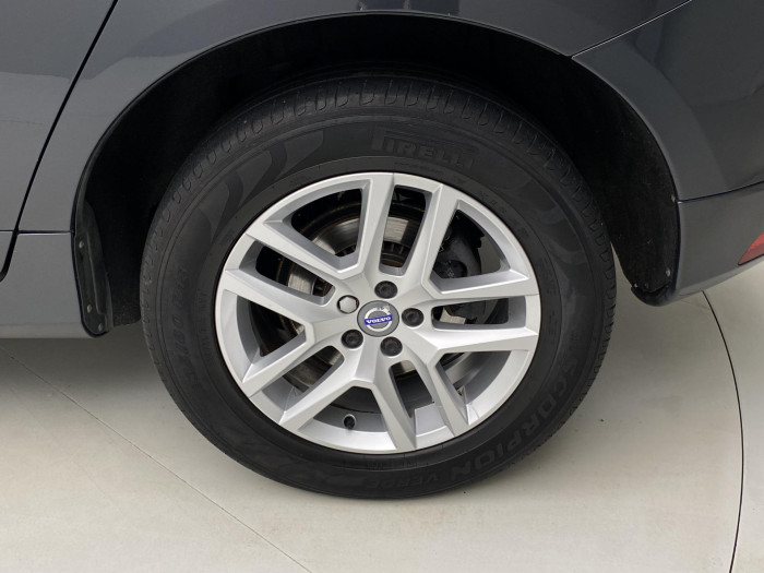 Volvo XC60 D4 AWD MOMENTUM AUT 2.4 d Momentum