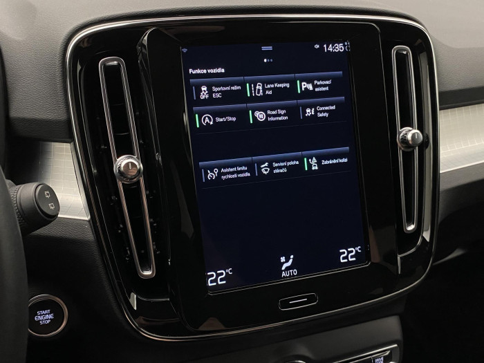 Volvo XC40 T3 MOMENTUM PRO AUT 1.maj 1.5 Momentum