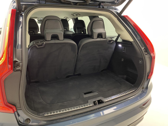 Volvo XC90 B5 AWD PLUS DARK AUT CZ 7míst