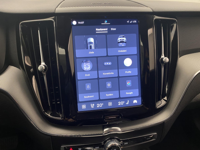 Volvo XC60 B5 AWD DARK PLUS AUT