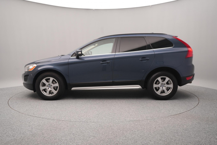Volvo XC60 D5 AWD MOMENTUM AUT CZ 2.4 d Momentum