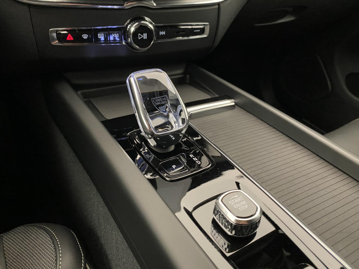 Volvo XC60 T6 AWD PLUS BLACK EDITION CZ