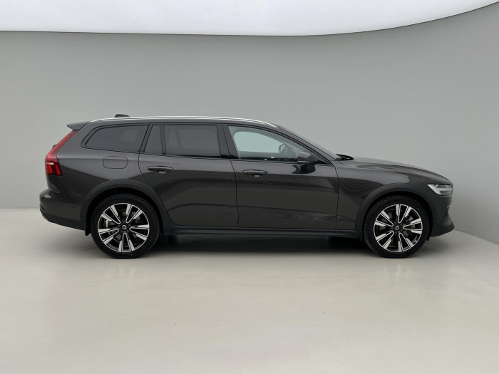 Volvo V60 B5 AWD PLUS BRIGHT AUT 1.maj.