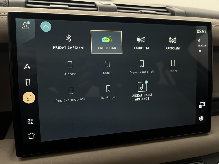 Land Rover Defender D250 SE AWD AUT CZ 3.0 d SE