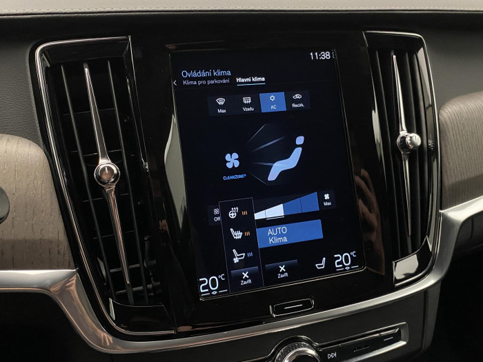 Volvo V90 CC B5 AWD MOMENTUM AUT CZ 2.0 CC CC Momentum