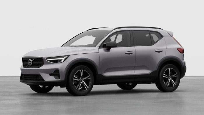 Volvo XC40 B3 DARK PLUS AUT