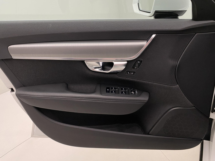 Volvo V90 T5 MOMENTUM AUT CZ 2.0 Momentum