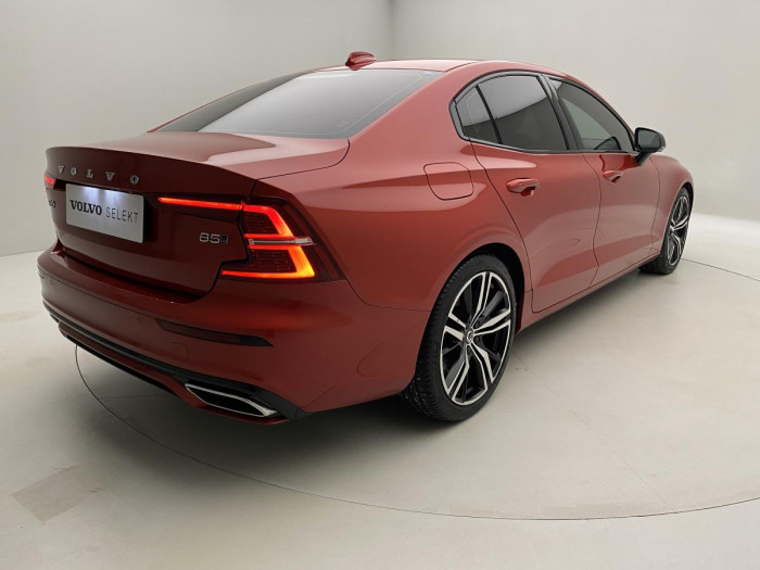 Volvo S60 B5 AWD R-DESIGN AUT REZERVACE