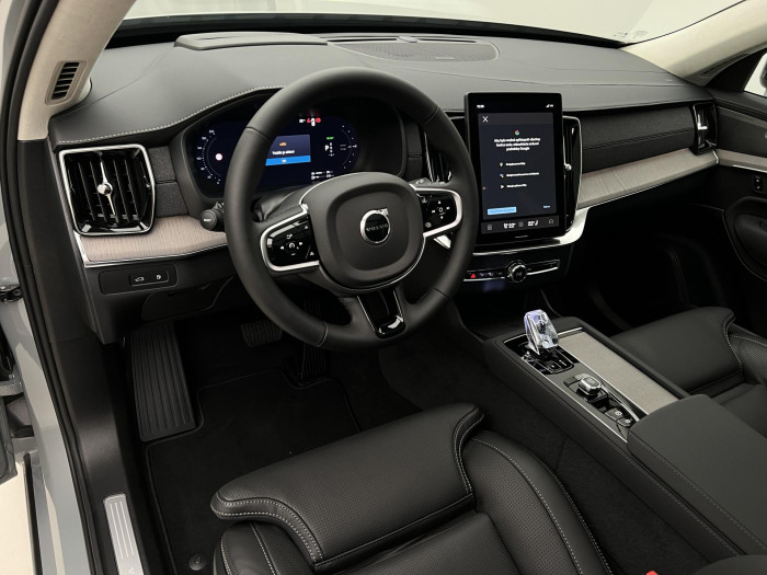 Volvo XC90 T8 AWD RECHARGE ULTRA DARK AUT