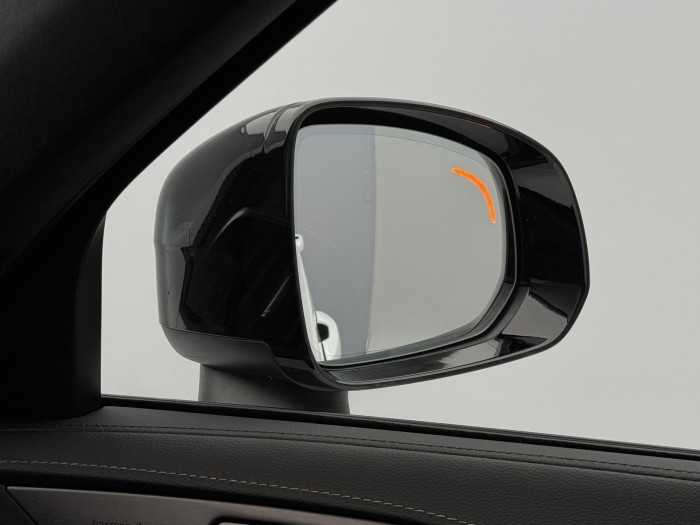 Volvo XC90 T8 AWD RECHARGE REZERVACE