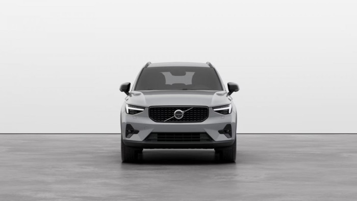 Volvo XC40 B3 AUT DARK PLUS