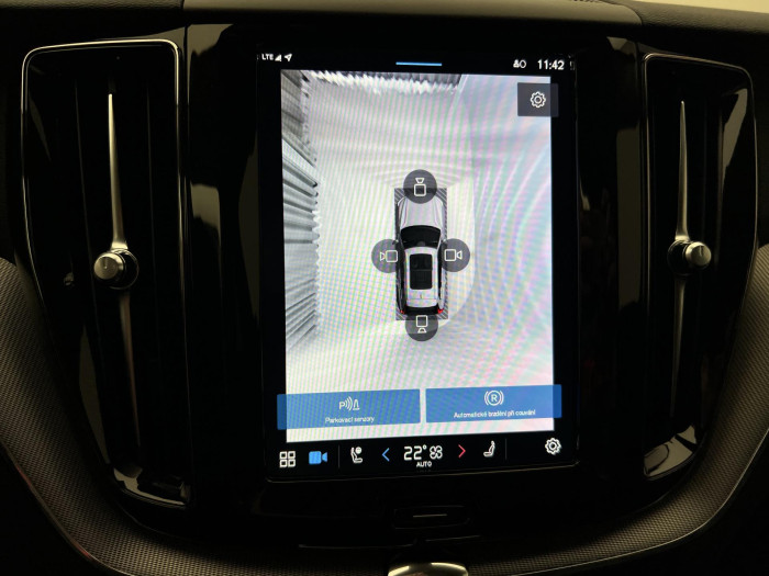 Volvo XC60 T6 AWD RECHARGE PLUS DARK AUT