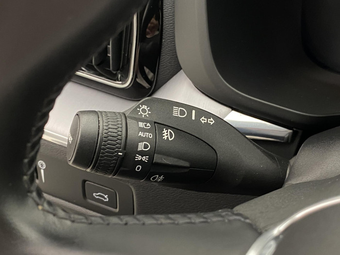 Volvo XC60 B4 MOMENTUM AUT CZ 2.0 Momentum