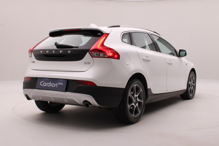 Volvo V40 CC D3 MOMENTUM OCEAN RACE 2.0 d CC CC Momentum