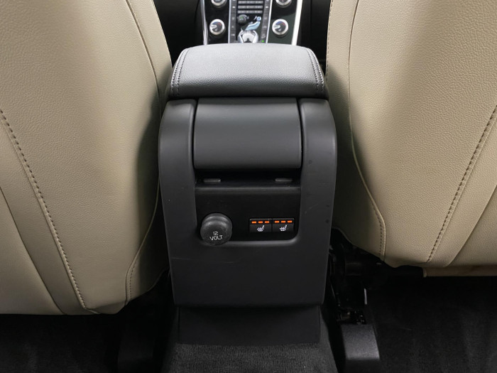 Volvo XC60 D5 AWD SUMMUM AUT CZ 2.4 d Summum