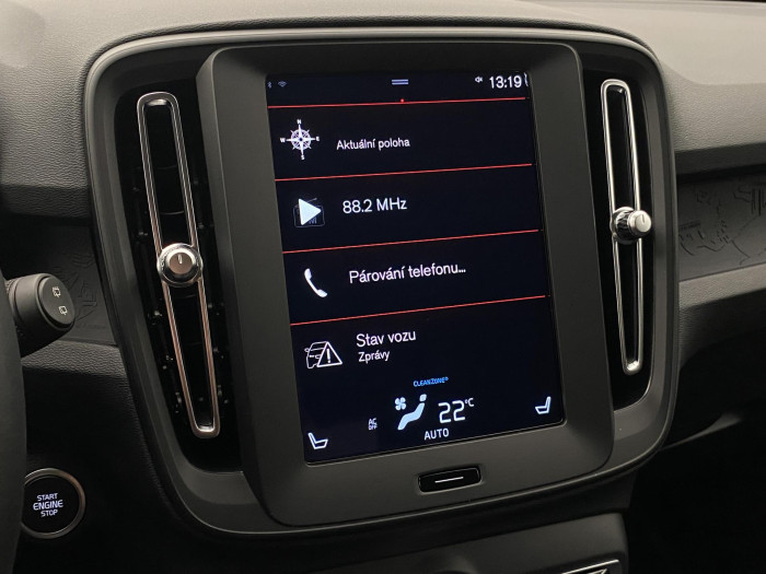 Volvo XC40 T2 KINETIC CZ NAVIGACE