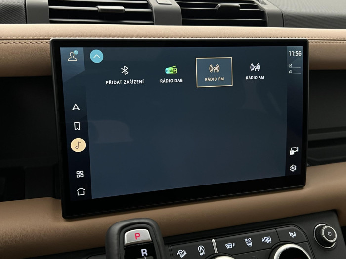 Land Rover Defender 110 D300 X-DYN. HSE REZERVACE 3.0 d