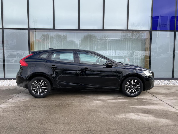 Volvo V40 T3 MOMENTUM Aut CZ 1.5 Momentum