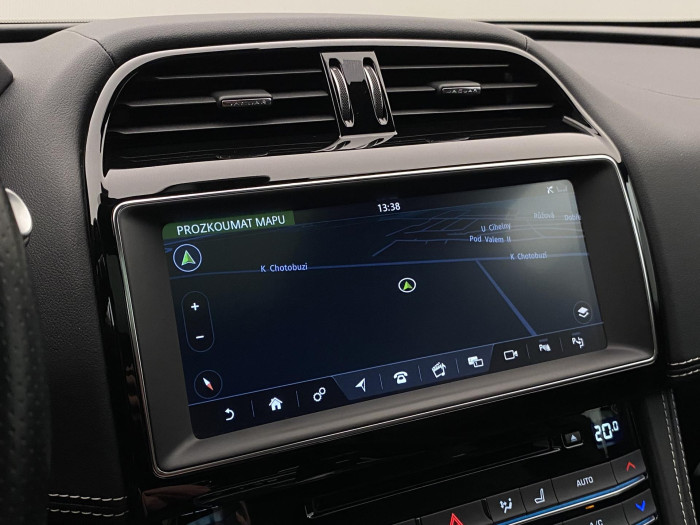 Jaguar F-Pace 5.0 V8 SVR AWD REZERVACE 5.0 V8