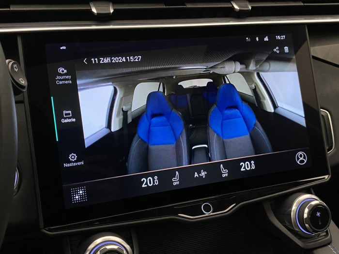 Lynk & Co 01 PHEV DCT AUT 1.maj