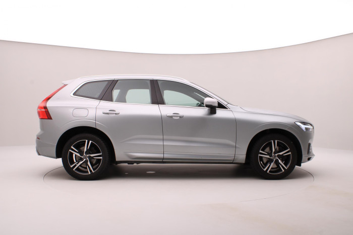 Volvo XC60 D4 AWD R-DESIGN AUT CZ 2.0 d