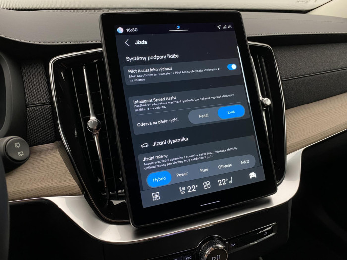 Volvo XC90 T8 AWD RECHARGE BRIGHT PLUS 7m