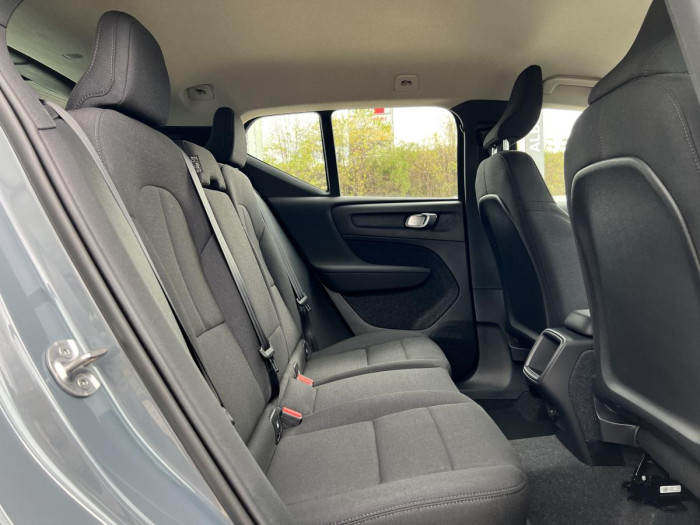 Volvo XC40 T2 ESSENTIAL CZ