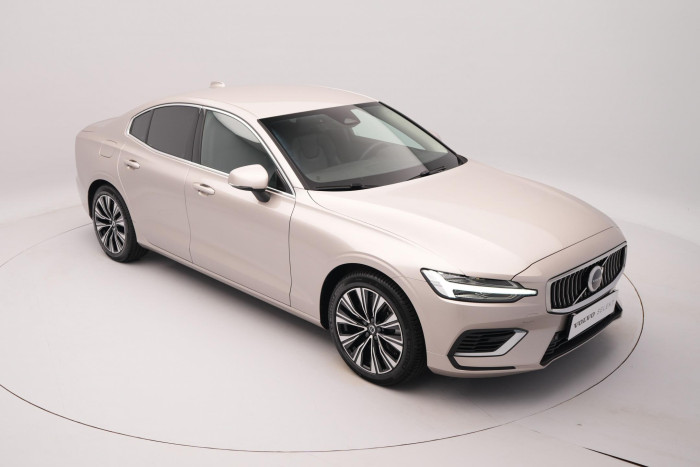 Volvo S60 T8 AWD RECHARGE CZ 1.maj