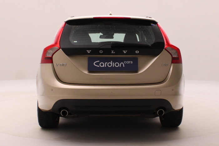 Volvo V60 D5 MOMENTUM 2.4 d Momentum