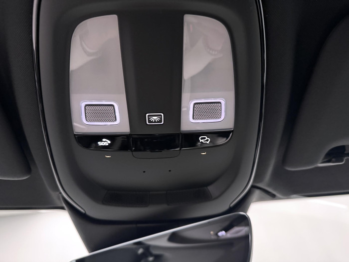 Volvo V60 T6 AWD Plug-in DARK PLUS