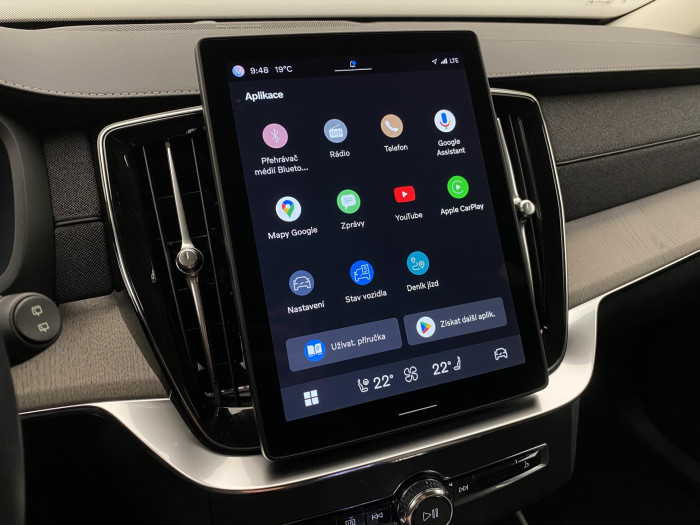 Volvo XC90 B5 AWD PLUS BRIGHT CZ 1.maj 7M