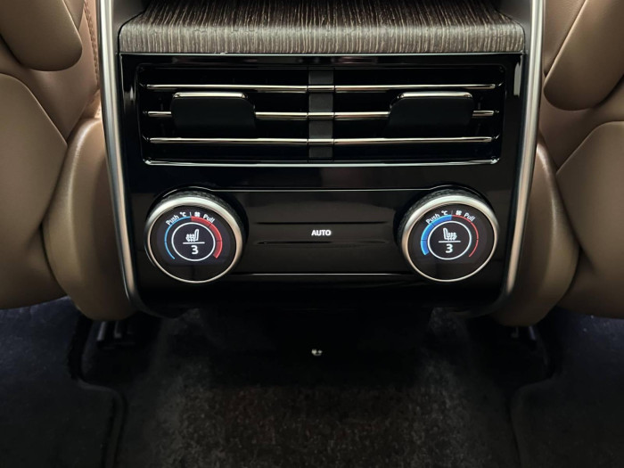 Land Rover Range Rover P460e AUTOBIOGRAPHY