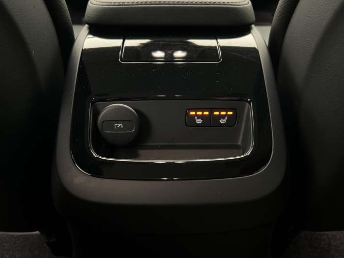 Volvo V90 T6 AWD RECHARGE PLUS DARK AUT