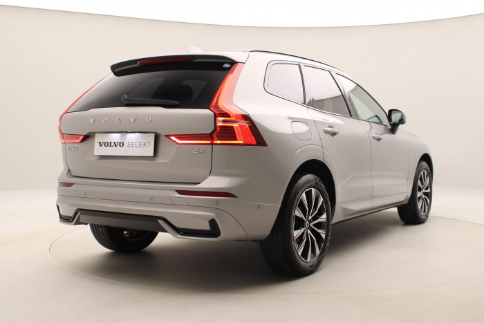 Volvo XC60 B4 PLUS DARK AUT 1.maj