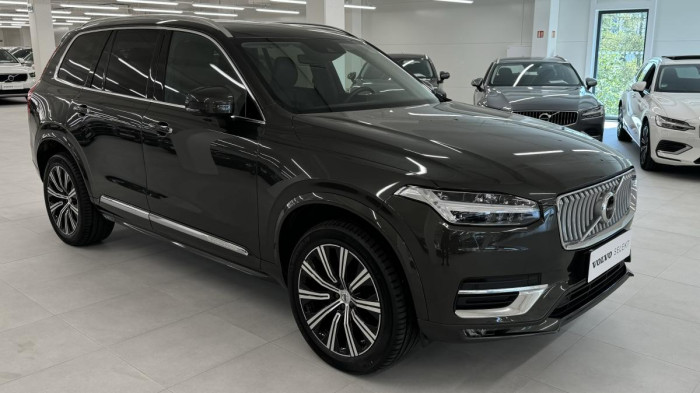 Volvo XC90 B5 AWD INSCRIPTION REZERVACE