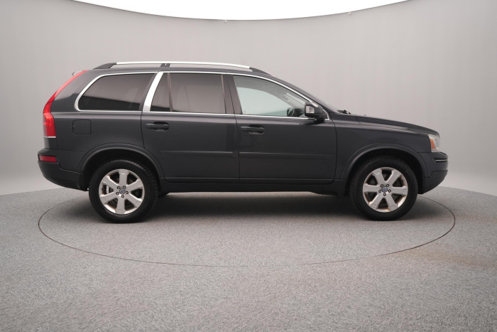 Volvo XC90 D5 AWD SUMMUM AUT 7M CZ 2.4 d Summum