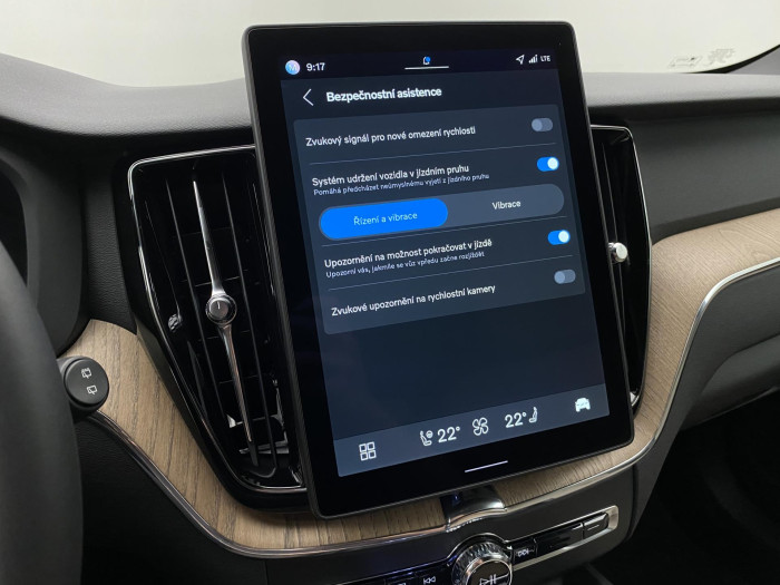 Volvo XC60 B5 AWD AUT DARK PLUS